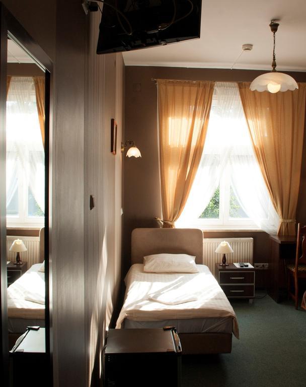Hotel Nad Rzeczka Torun Room photo